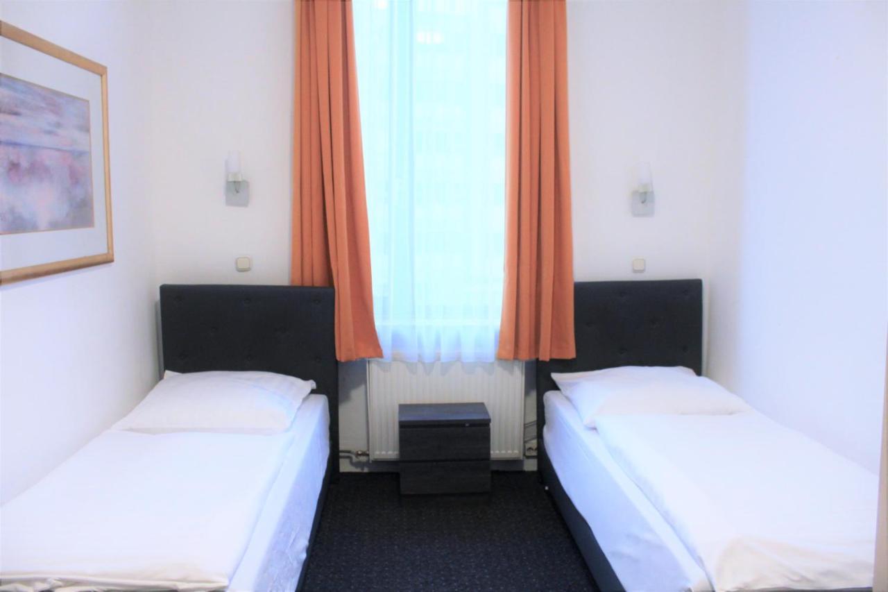 Frankair Star Hotel Frankfurt City Frankfurt am Main Ngoại thất bức ảnh